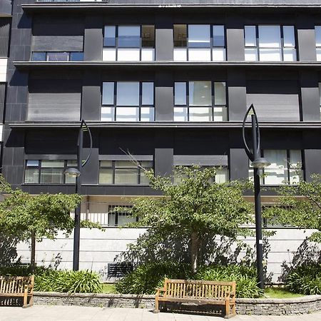 Pensión T5 Donostia Suites San Sebastián Exterior foto