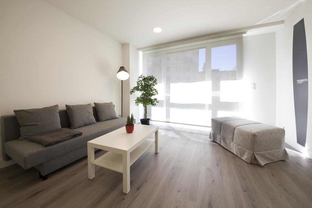 Pensión T5 Donostia Suites San Sebastián Quarto foto