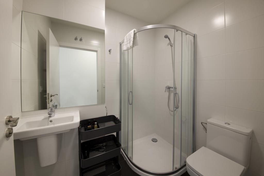 Pensión T5 Donostia Suites San Sebastián Quarto foto